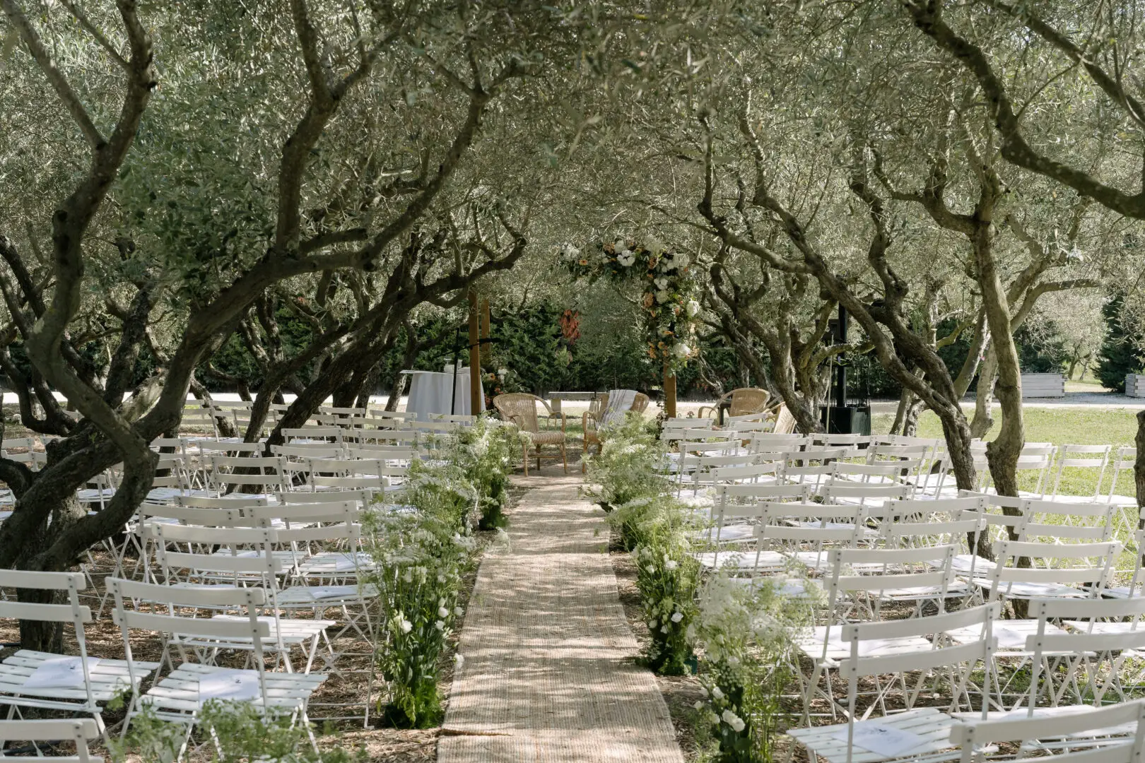 CEREMONIE DANS L&rsquo;OLIVERAIE